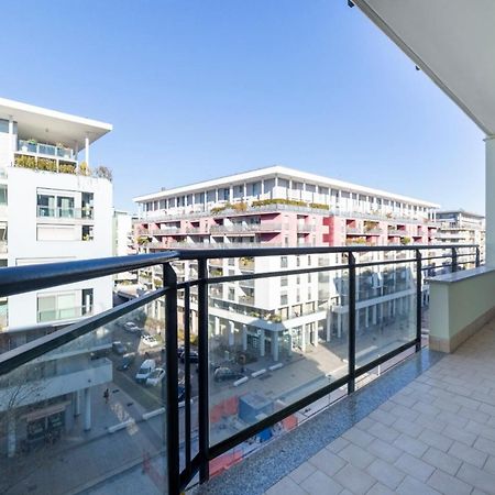 Milano Rogoredo Apartment With Garage Exterior photo